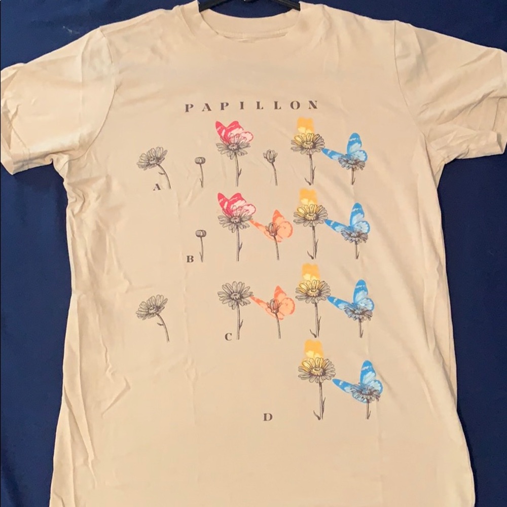 Graphic tee
